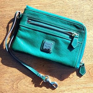 Dooney & Bourke Green Leather Wallet